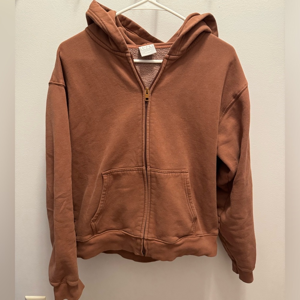 Aritzia TNA Full Zip Up